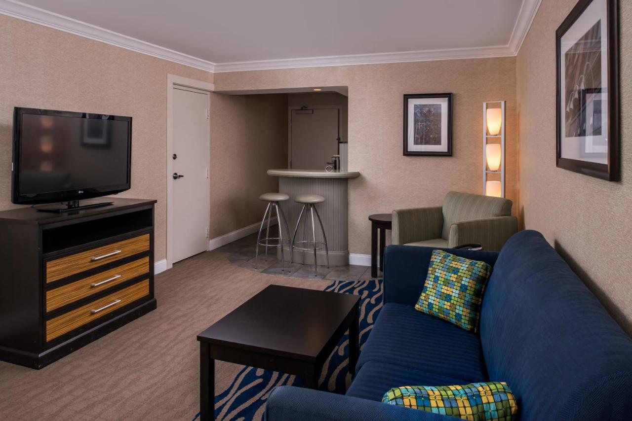 Holiday Inn Concord Downtown, An Ihg Hotel Eksteriør bilde