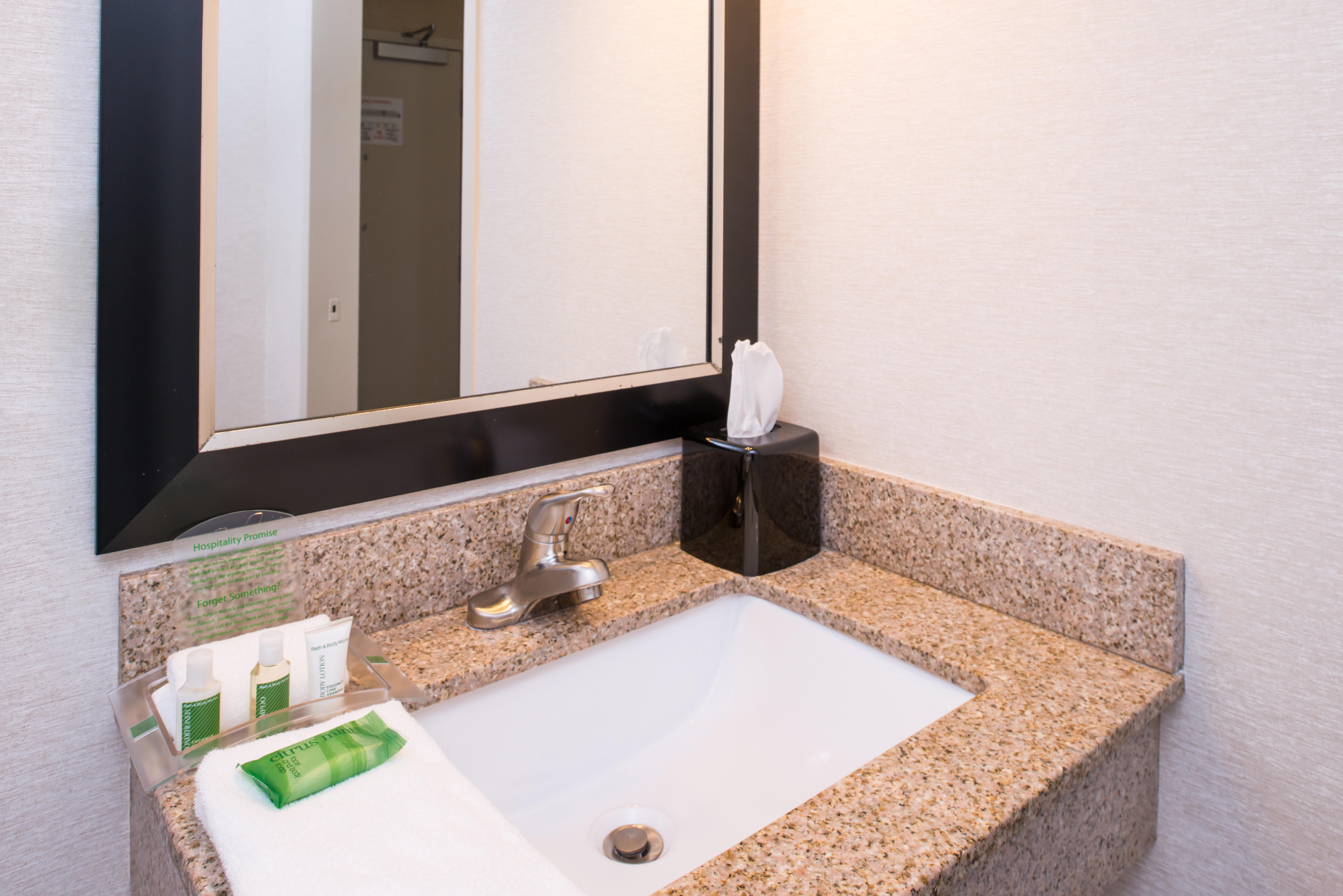 Holiday Inn Concord Downtown, An Ihg Hotel Eksteriør bilde